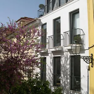 Orange 3 House - Chiado , Lisbon Portugal
